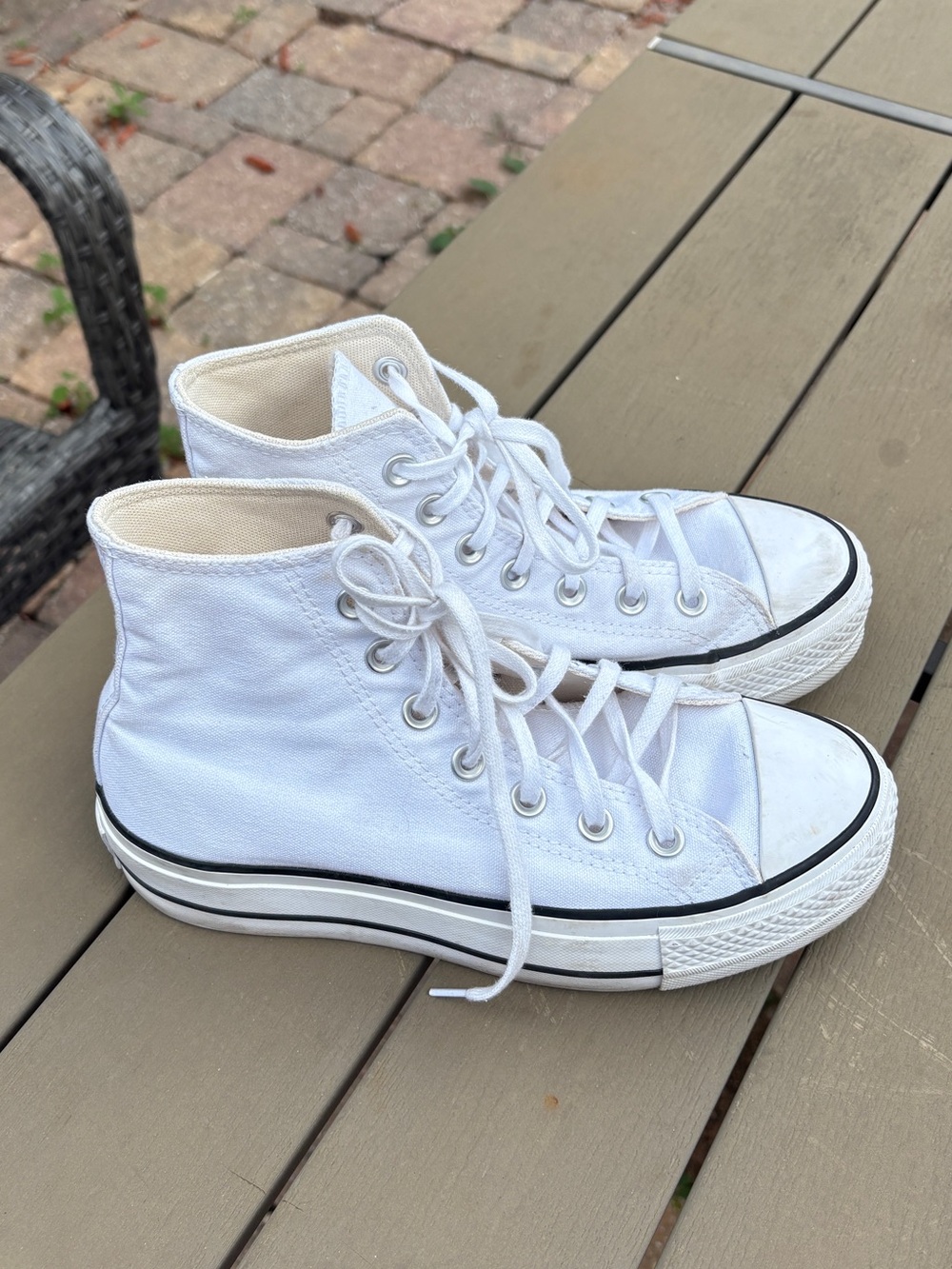 Platform High-Top Canvas Converse Sneakers in White Size 8
